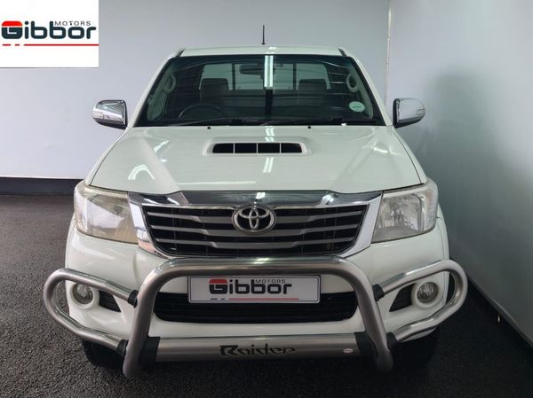 2013-Toyota-Hilux-30-D-4D-Raider-Xtra-Cab image:14