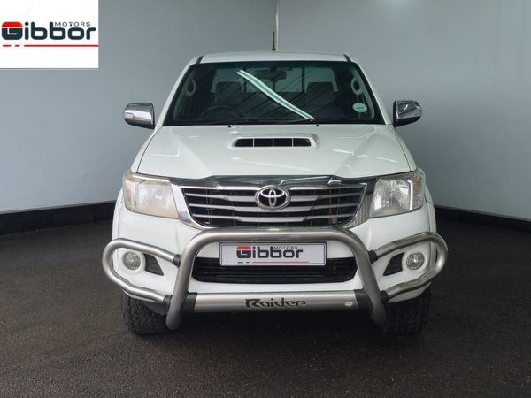 2013-Toyota-Hilux-30-D-4D-Raider-Xtra-Cab image:1