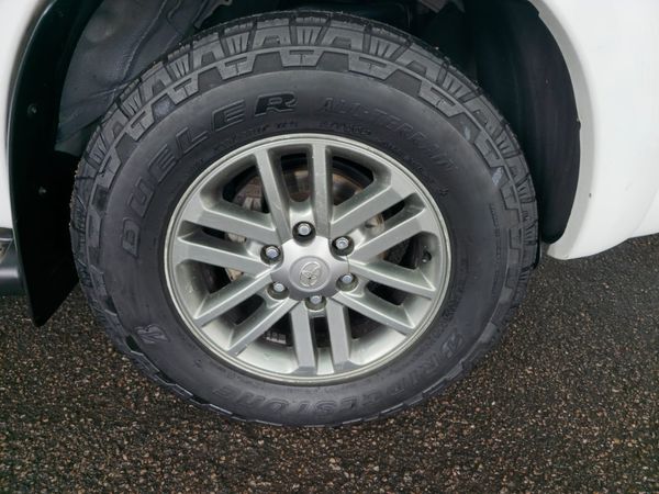 2013-Toyota-Hilux-30-D-4D-Raider-Xtra-Cab image:4