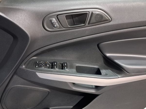 2019-Ford-EcoSport-15-TDCi-Ambiente image:16