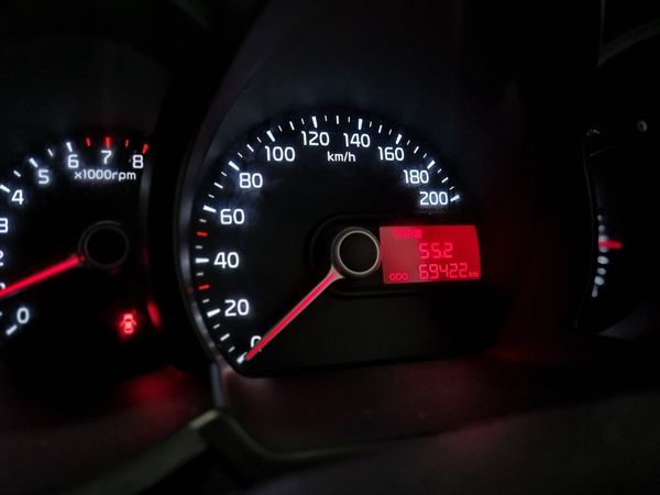 2018-Kia-Picanto-10-Street image:15