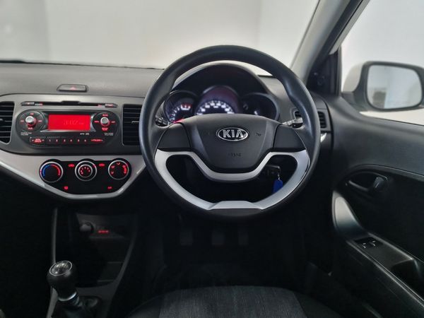 2018-Kia-Picanto-10-Street image:19