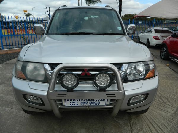 2002-Mitsubishi-Pajero-3200-DI-D-5-dr image:1