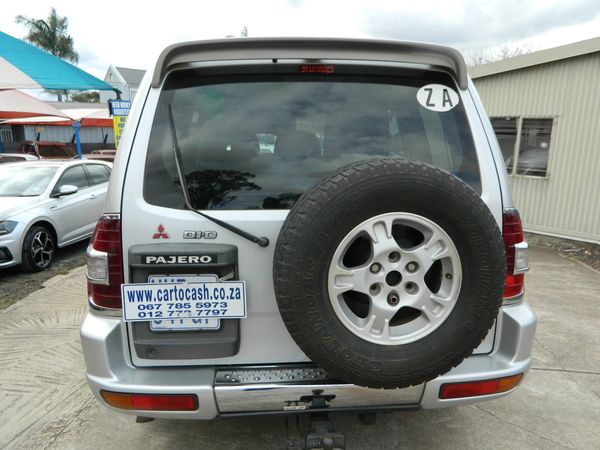 2002-Mitsubishi-Pajero-3200-DI-D-5-dr image:6