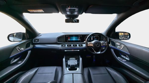 2024-Mercedes-Benz-GLE-400d-4Matic image:11