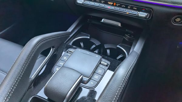 2024-Mercedes-Benz-GLE-400d-4Matic image:12