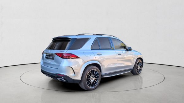 2024-Mercedes-Benz-GLE-400d-4Matic image:7