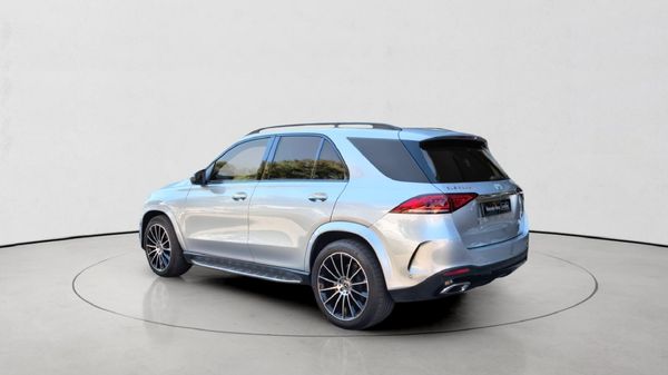 2024-Mercedes-Benz-GLE-400d-4Matic image:8