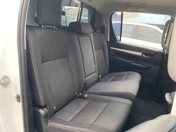 2017-Toyota-Hilux-28-GD-6-Raised-Body-Raider-Double-Cab image:13