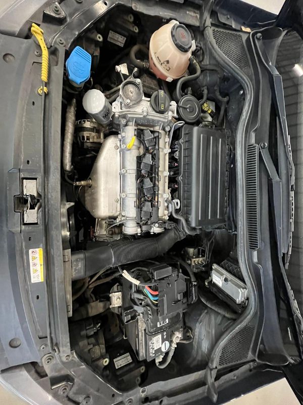 2022-Volkswagen-Polo-Vivo-16-Comfortline-Auto-5-dr image:9