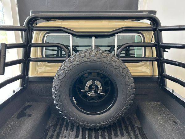 2023-Toyota-Land-Cruiser-79-45-D-Double-Cab image:14