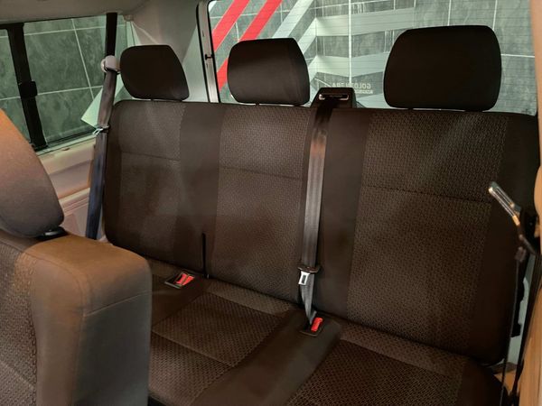 2020-Volkswagen-Kombi-20-TDI-Auto-103kW-Trendline image:8