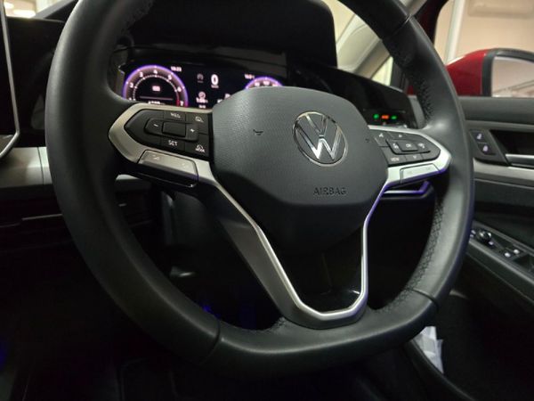2026-Volkswagen-Golf-14-TSI-Life-Auto-110kw image:21