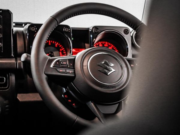 2026-Suzuki-Jimny-15-GLX image:15