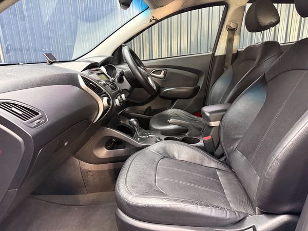 2012-Hyundai-ix35-20-GLS-Executive-Auto image:7