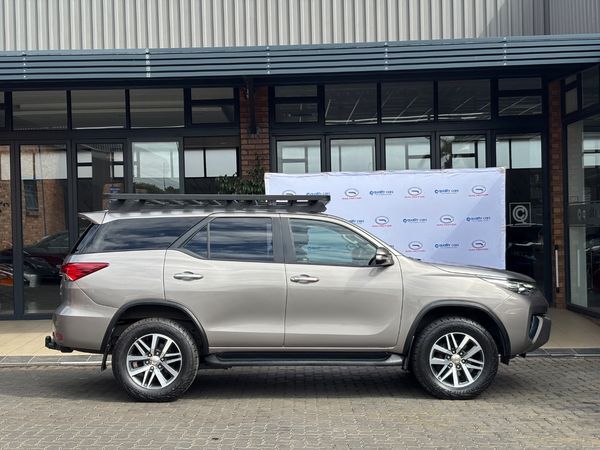 2017-Toyota-Fortuner-28-GD-6-4x4-Auto image:3
