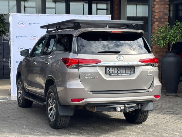 2017-Toyota-Fortuner-28-GD-6-4x4-Auto image:5