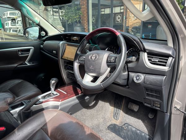 2017-Toyota-Fortuner-28-GD-6-4x4-Auto image:6