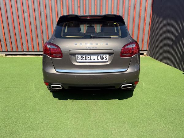 2012-Porsche-Cayenne-30-V6-TIP-Diesel-Automatic image:5