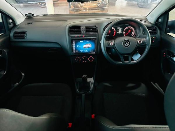 2025-Volkswagen-Polo-Vivo-14-Life image:2