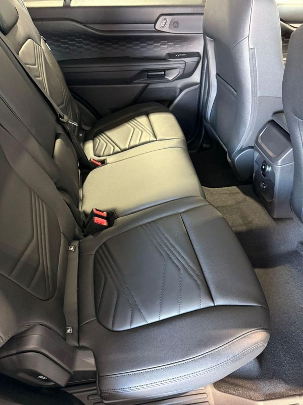 2026-Ford-Everest-20-Sit-Active-4x4-Auto image:9