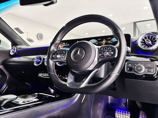 2018-Mercedes-Benz-A-Class-A-200-Auto image:5