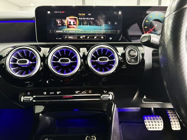 2018-Mercedes-Benz-A-Class-A-200-Auto image:6