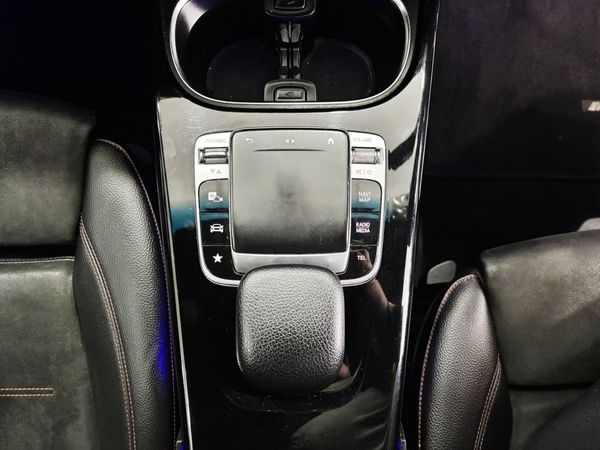 2018-Mercedes-Benz-A-Class-A-200-Auto image:7