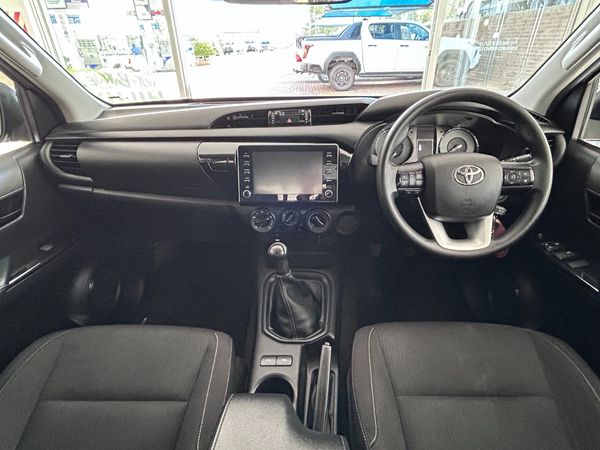 2022-Toyota-Hilux-24-GD-6-Raised-Body-Raider-Double-Cab image:5