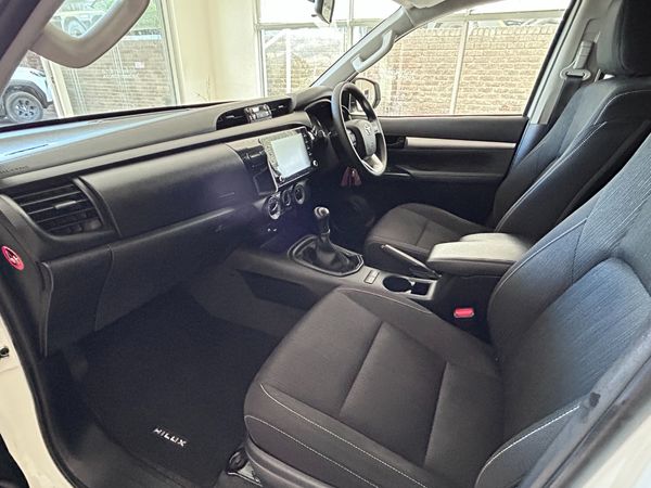 2022-Toyota-Hilux-24-GD-6-Raised-Body-Raider-Double-Cab image:6