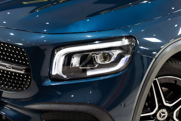 2024-Mercedes-Benz-GLB-250-AMG-Line image:10
