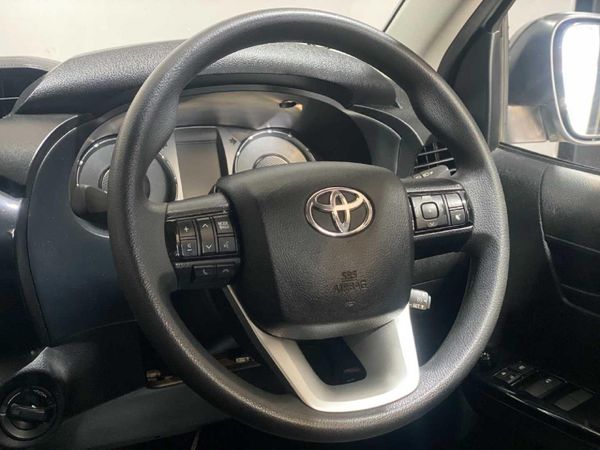 2024-Toyota-Hilux-24GD-6-4x4-Raider-X-Auto-Double-Cab image:18