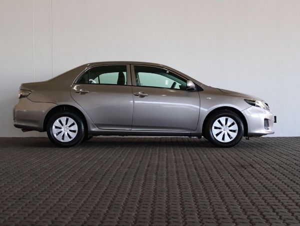 2018-Toyota-Corolla-Quest-16 image:8