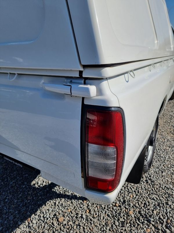 2019-Nissan-NP300-25-TDi-LWB-Single-Cab image:5