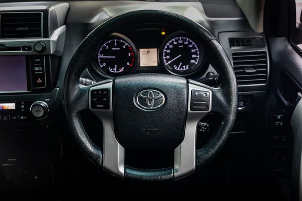 2016-Toyota-Land-Cruiser-Prado-30-TDI-TX-Auto image:11