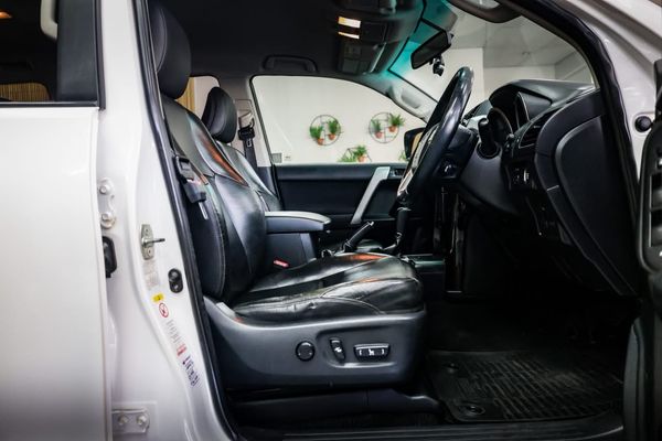 2016-Toyota-Land-Cruiser-Prado-30-TDI-TX-Auto image:15
