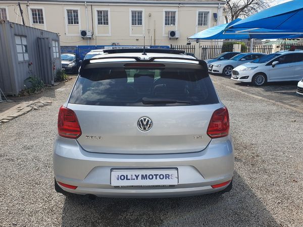 2017-Volkswagen-Polo-VW-POLO-12-TSI-2017-SUNROOF image:14