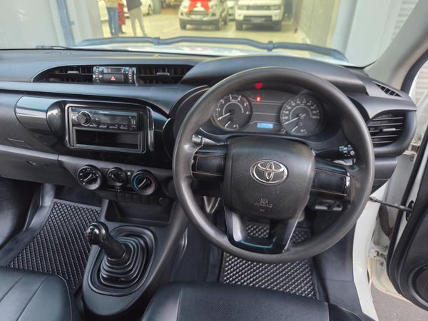 2021-Toyota-Hilux-24-GD-Single-Cab image:12
