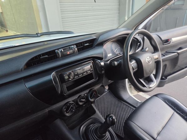 2021-Toyota-Hilux-24-GD-Single-Cab image:2