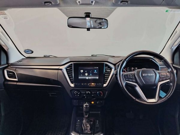 2022-Isuzu-D-Max-30-DDI-LS-4x4-Auto-Double-Cab image:11