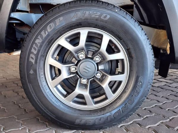 2022-Suzuki-Jimny-15-GLX-Auto image:10