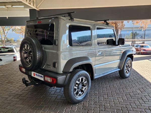 2022-Suzuki-Jimny-15-GLX-Auto image:6