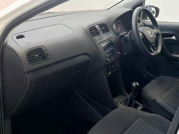 2024-Volkswagen-Polo-Vivo-14-Trendline-5-dr image:11