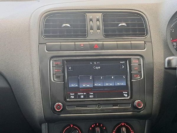 2024-Volkswagen-Polo-Vivo-14-Trendline-5-dr image:12