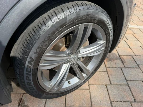 2021-Volkswagen-Tiguan-Allspace-14-TSI-Comfortline-Auto-110kW image:19