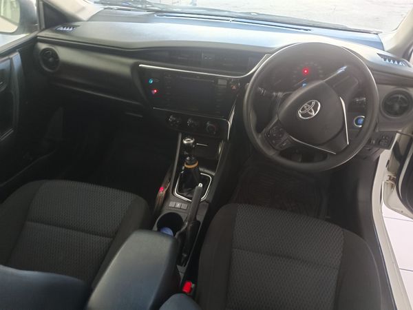2021-Toyota-Corolla-Quest-18-Prestige image:7