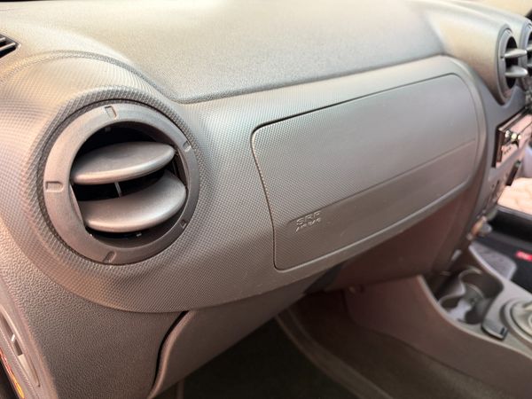 2015-Nissan-NP200-16-AC-Safety-Pack image:13