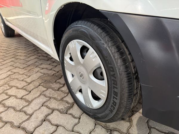 2015-Nissan-NP200-16-AC-Safety-Pack image:20