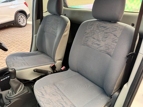 2015-Nissan-NP200-16-AC-Safety-Pack image:21