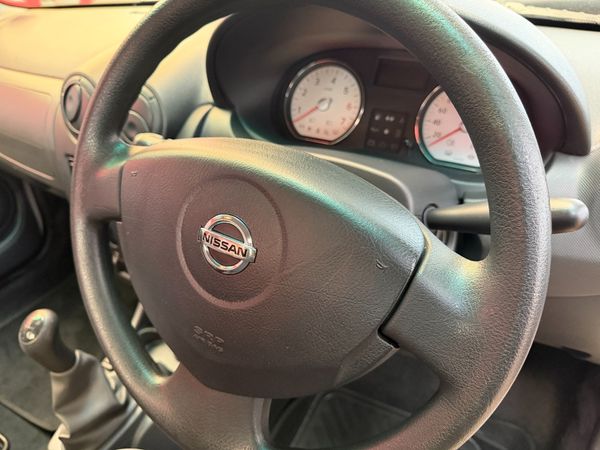 2015-Nissan-NP200-16-AC-Safety-Pack image:5